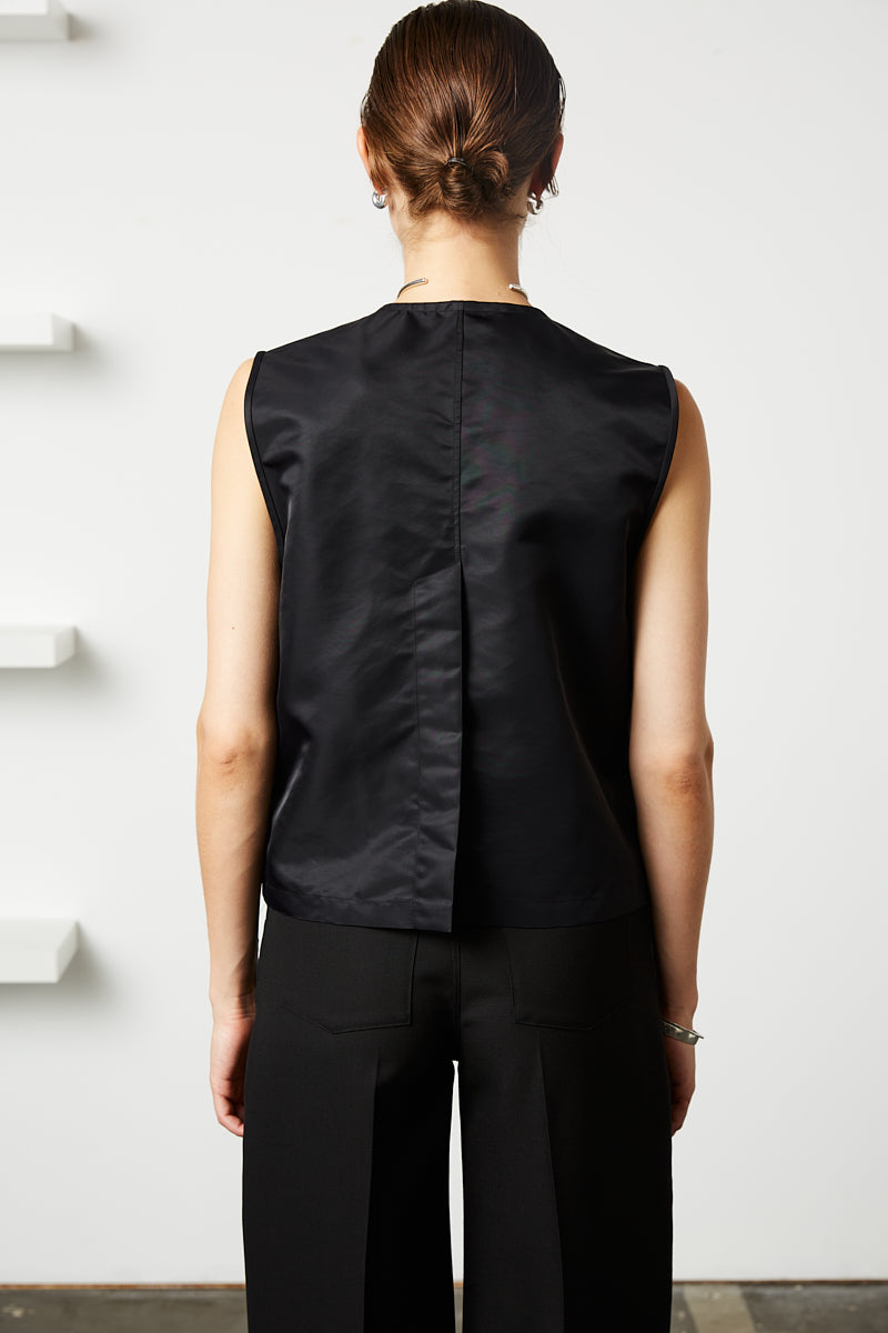 ZIPPER VEST