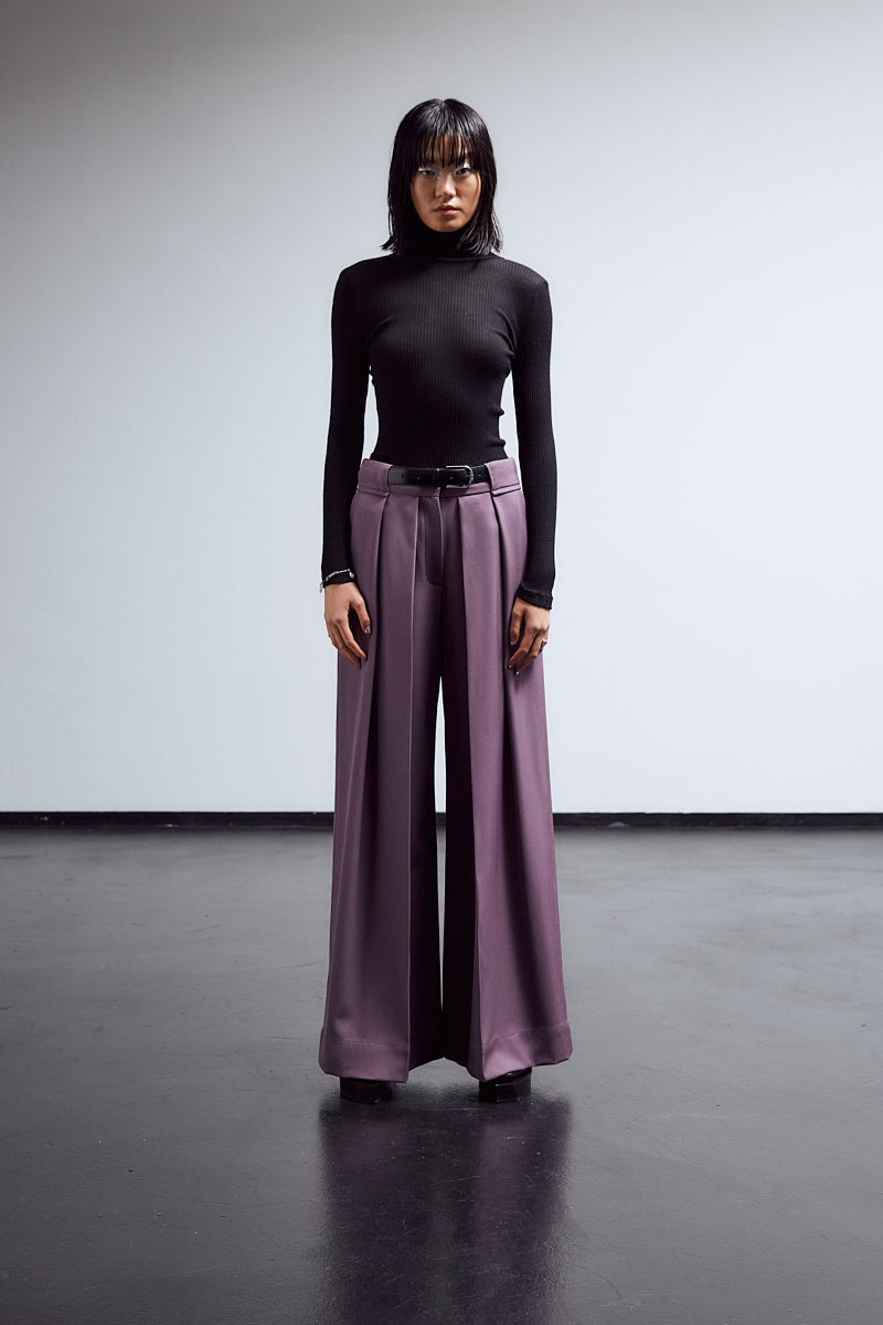 DEEP PLEATED PANTS