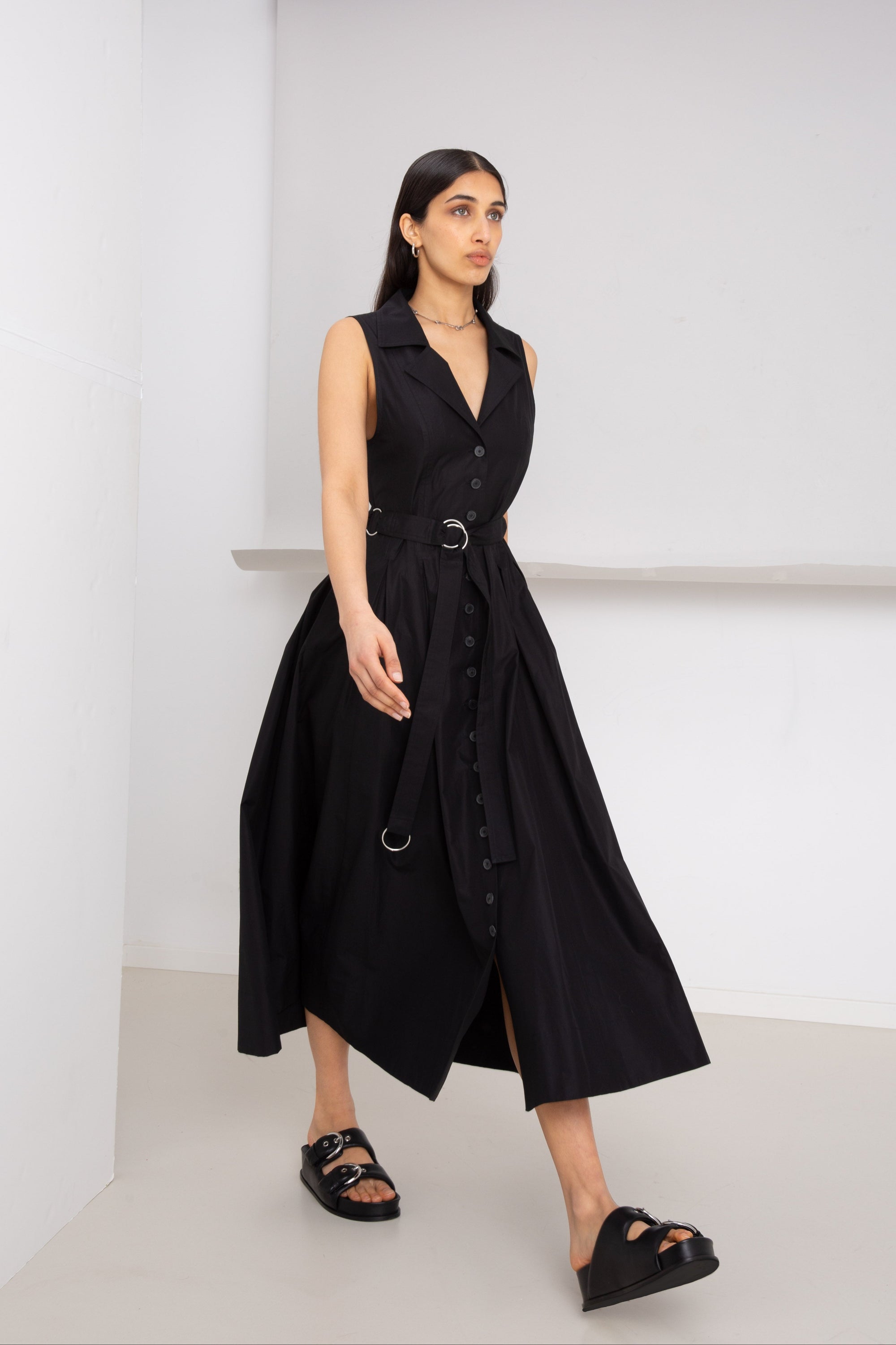 BUTTON DRESS
