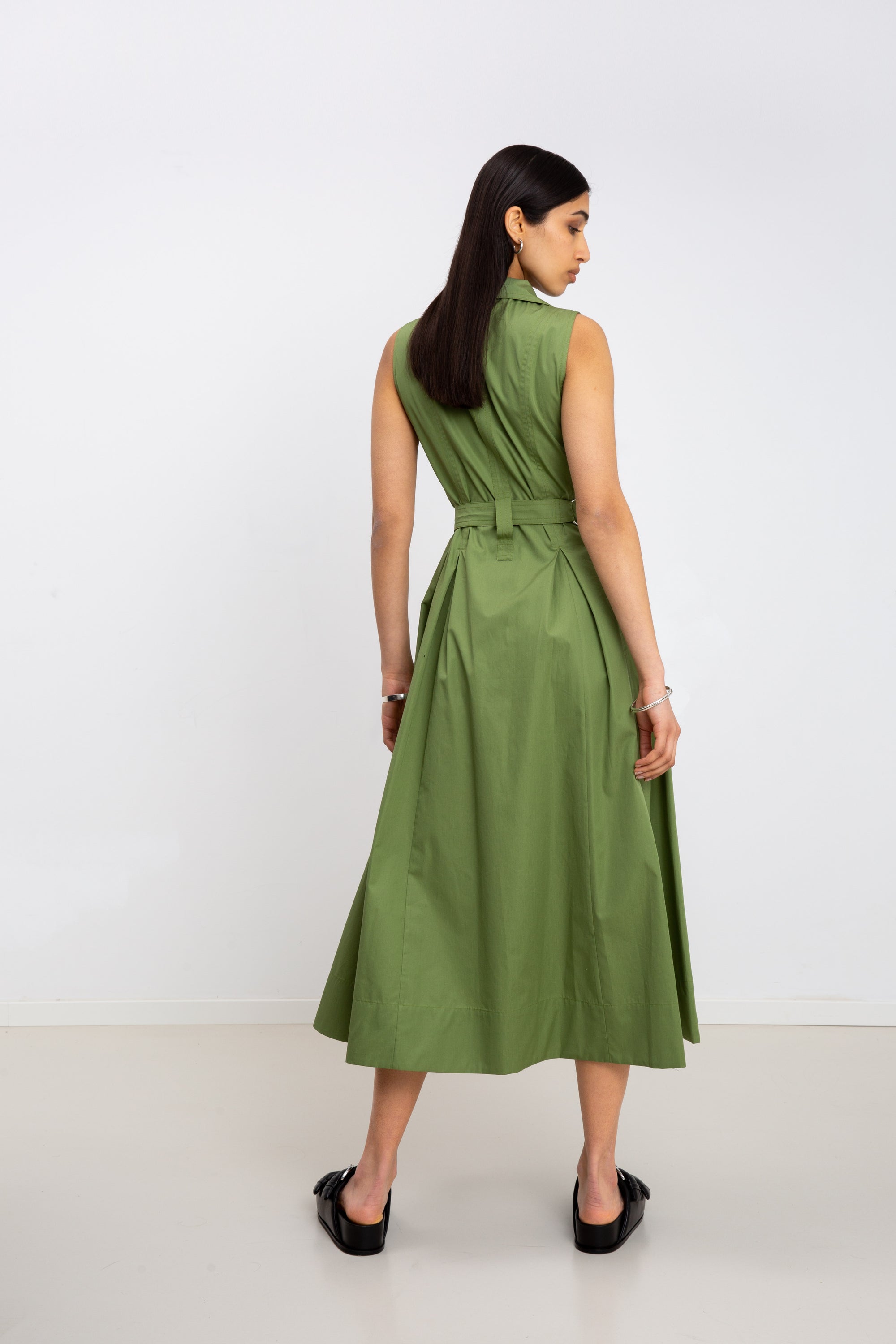 BUTTON DRESS