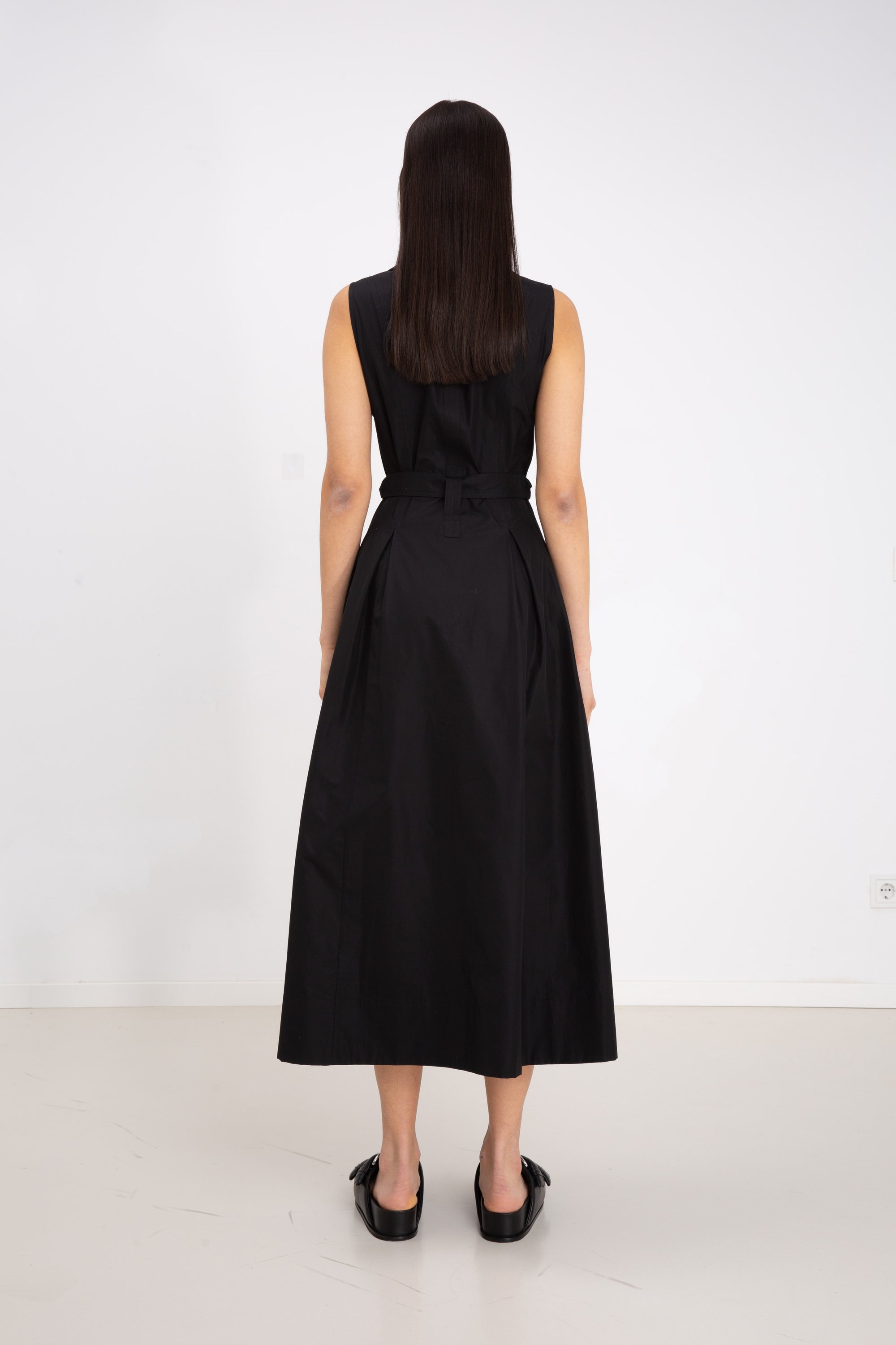 BUTTON DRESS