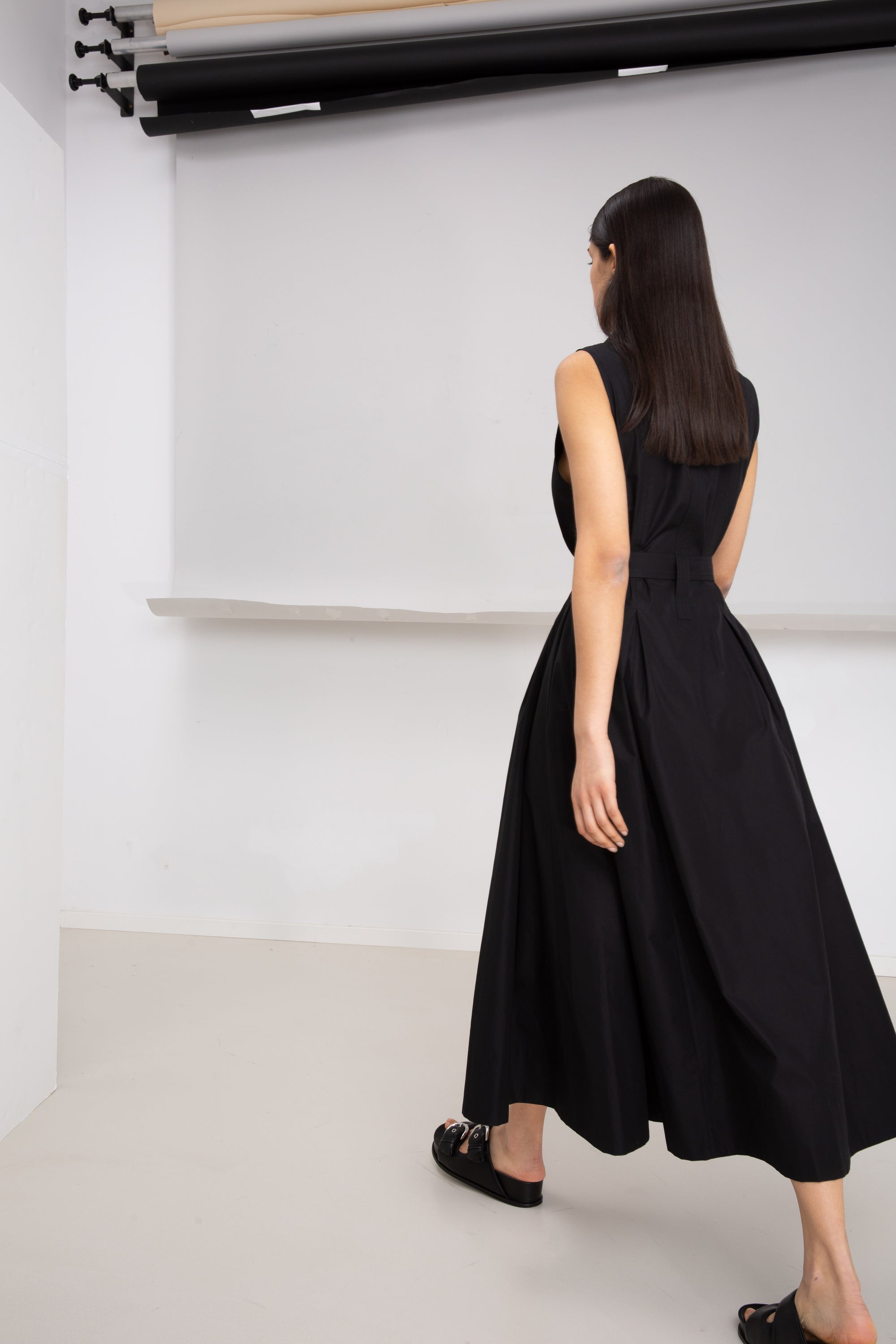 BUTTON DRESS