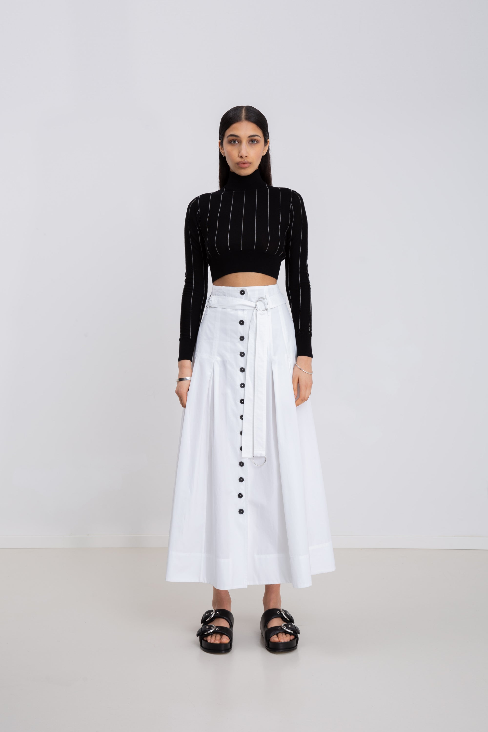 BUTTON SKIRT