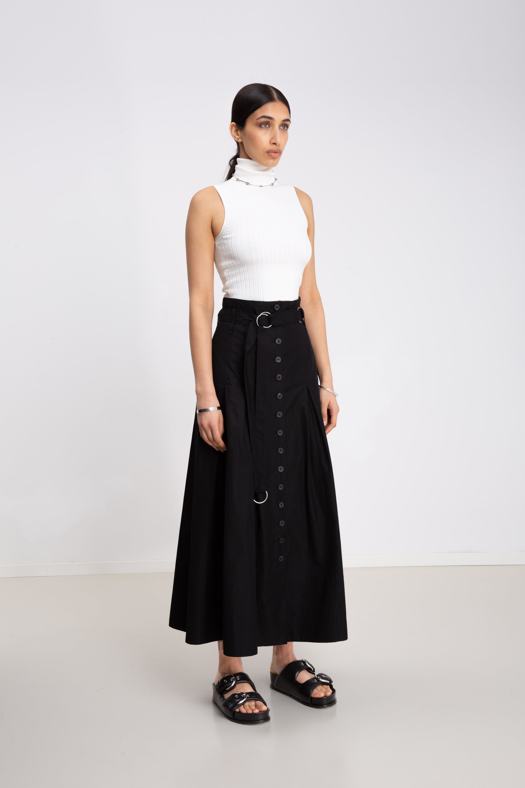 BUTTON SKIRT